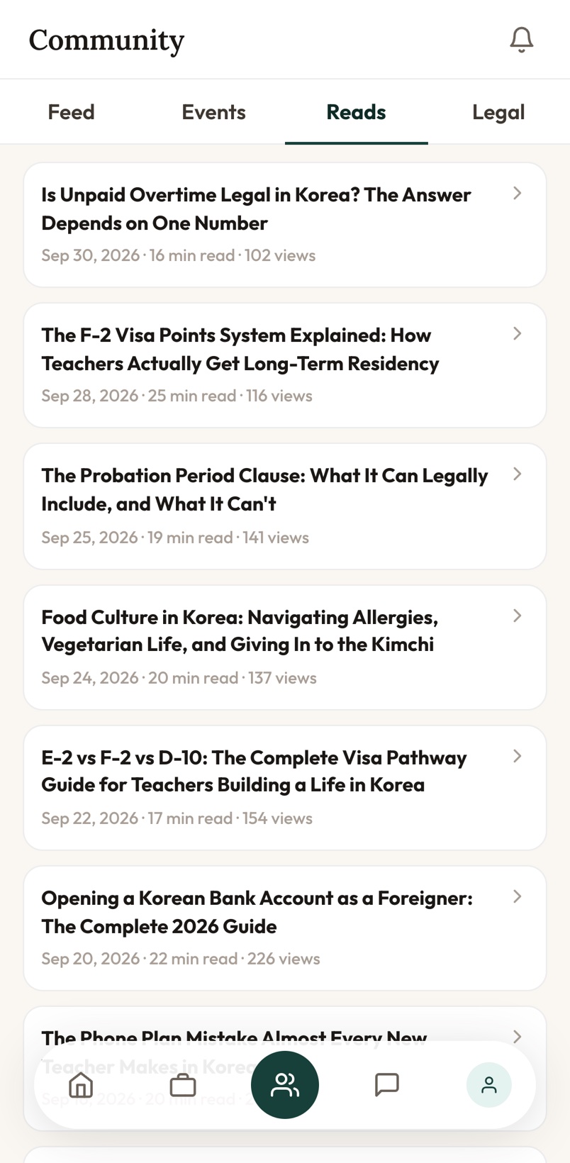 Hagwon Hub Reads tab with guides on overtime law, the F-2 visa and probation clauses